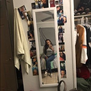 Meet your Posher, Ana